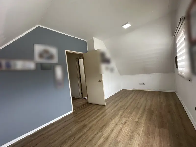 Dormitorio principal de la casa en arriendo en Altos del Maipo, Temuco