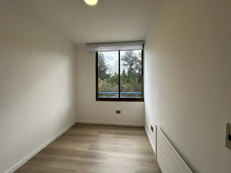 Tercer dormitorio del departamento en Condominio Las Encinas, Temuco
