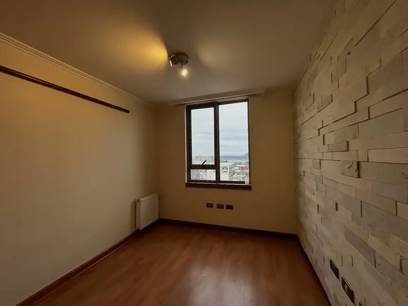 Dormitorio secundario del departamento en centro de Temuco