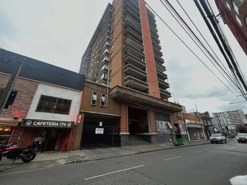 Fachada del edificio en centro de Temuco