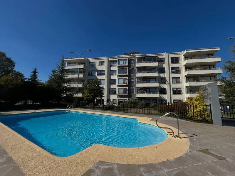 Piscina del condominio Cumbres del Sur
