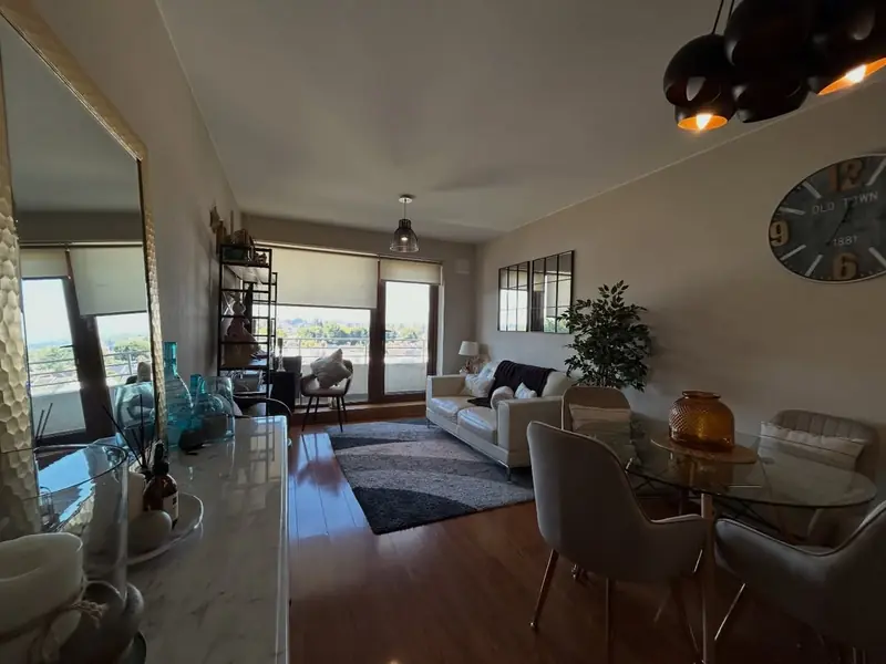 Living comedor del Departamento Cumbres del Sur