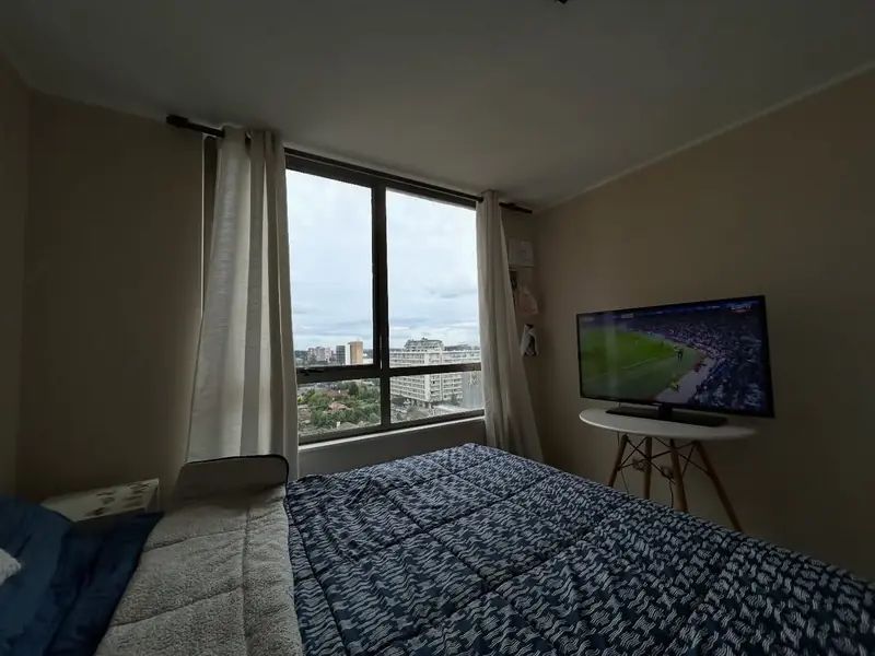 Dormitorio principal del departamento Jardín de los Reyes