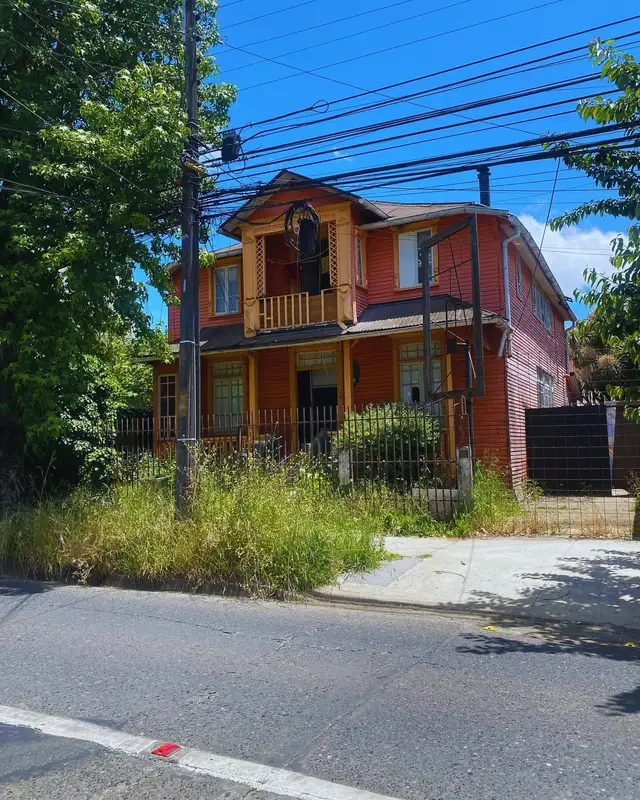 Propiedad comercial en venta en calle Phillippi, Temuco, vista de la fachada desde la calle