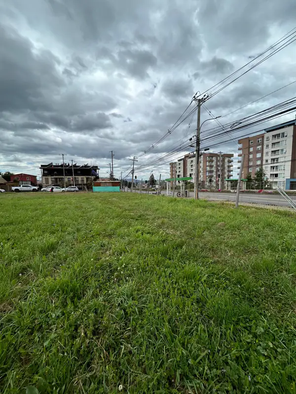 Deslinde del terreno hacia Av. Luis Durand, Temuco
