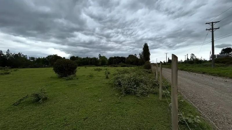 Terreno con acceso desde camino S-361